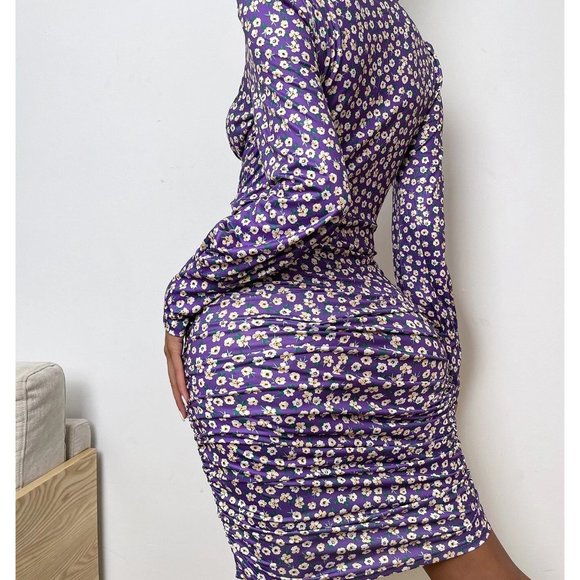 NEW!!  Size 8/10 Floral Plunging Purple Dress - Picture 2 of 3